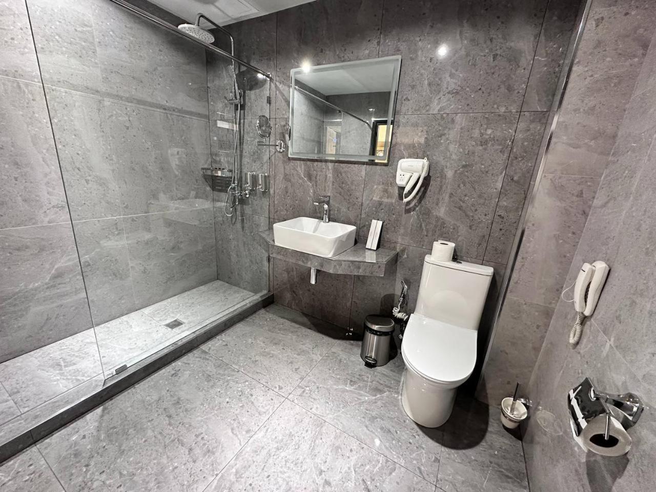 HUSMA Hotel&Spa Tasjkent Buitenkant foto